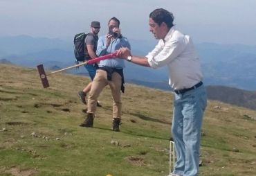 Croquet match on Mount Gorbea (1.482 m, Vizcaya, 2016)