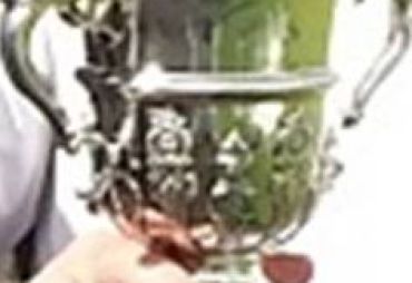 Surrey Cup (London 1955) or Spencer Ell Cup (since 1973)
